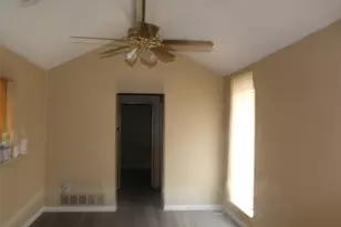 9022 Greenmound Ave, Dallas, TX 75227 - Photo 20