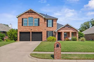 409 Springtree Rd, Lake Dallas, TX 75065 - Photo 2
