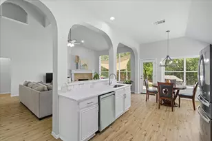 409 Springtree Rd, Lake Dallas, TX 75065 - Photo 18
