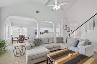 409 Springtree Rd, Lake Dallas, TX 75065 - Photo 12