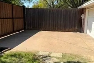 2702 Duval Dr, Dallas, TX 75211 - Photo 30