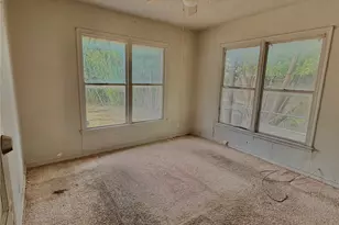 2009 Kingsley Dr, Dallas, TX 75216 - Photo 4