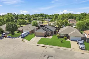 8570 Bearden Ln, Dallas, TX 75227 - Photo 30