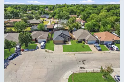 8570 Bearden Lane, Dallas, TX 75227 - Photo 32