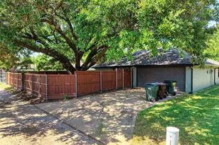2208 Newcastle Cir, Plano, TX 75075 - Photo 34