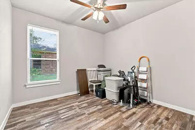 1001 Oak Valley Road, Burleson, TX 76028 - Photo 24