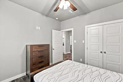 1001 Oak Valley Road, Burleson, TX 76028 - Photo 22