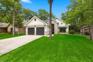 1001 Oak Valley Rd, Burleson, TX 76028 - Photo 2