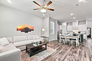 1001 Oak Valley Rd, Burleson, TX 76028 - Photo 6