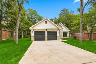 1001 Oak Valley Rd, Burleson, TX 76028 - Photo 38