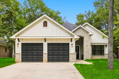 1001 Oak Valley Road, Burleson, TX 76028 - Photo 1