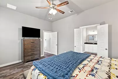 1001 Oak Valley Road, Burleson, TX 76028 - Photo 16