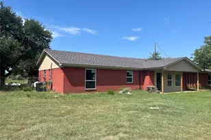 825 Alan Dr, Burleson, TX 76028 - Photo 1