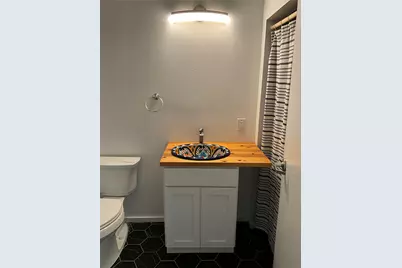 201 Chambers Street #202, Cleburne, TX 76031 - Photo 6