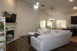 532 Vidalia Ct, Fort Worth, TX 76052 - Photo 6