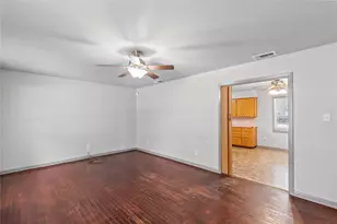 603 E Market St, Mabank, TX 75147 - Photo 6