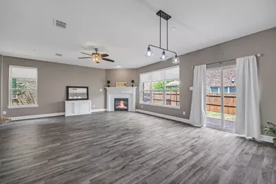 399 Teague Drive, Lewisville, TX 75067 - Photo 16