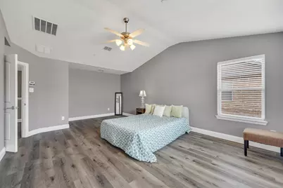 399 Teague Drive, Lewisville, TX 75067 - Photo 22