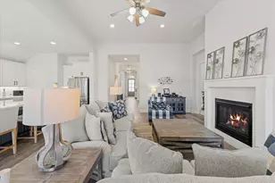 3316 Honey Suckle Ln, Little Elm, TX 75068 - Photo 4