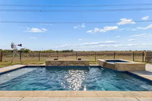 12217 Hulson Trl, Fort Worth, TX 76052 - Photo 2