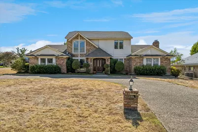 3901 Diamond Loch W, North Richland Hills, TX 76180 - Photo 1