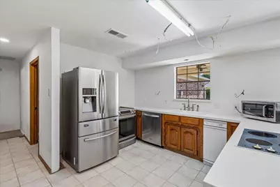 3901 Diamond Loch W, North Richland Hills, TX 76180 - Photo 10