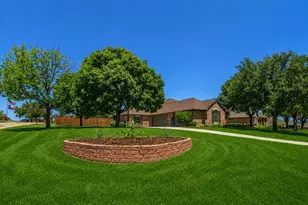 101 Indian Paint Dr, Justin, TX 76247 - Photo 4
