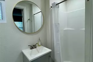 889 Quail Creek Cir, Pottsboro, TX 75076 - Photo 14