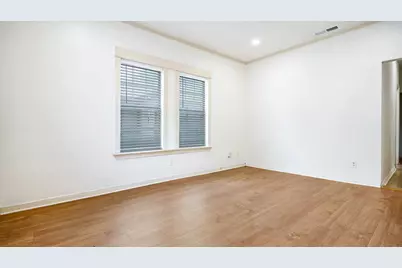 714 S Winnetka Avenue, Dallas, TX 75208 - Photo 4