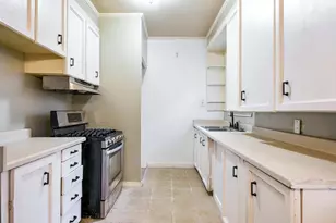 714 S Winnetka Ave, Dallas, TX 75208 - Photo 10