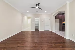 3634 Amoud Dr, Irving, TX 75062 - Photo 8