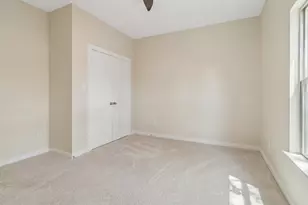3634 Amoud Dr, Irving, TX 75062 - Photo 14
