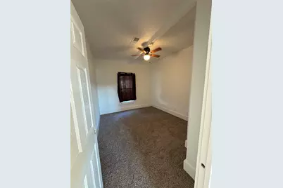 214 W Westhill Drive, Cleburne, TX 76033 - Photo 10