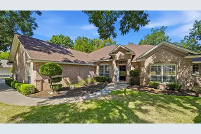 6021 Melrose Circle, Granbury, TX 76049 - Photo 2