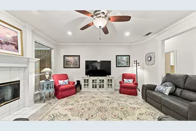 6021 Melrose Circle, Granbury, TX 76049 - Photo 12