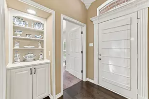 6021 Melrose Cir, Granbury, TX 76049 - Photo 6
