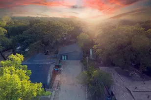 1800 Carl St, Fort Worth, TX 76103 - Photo 2
