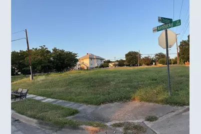 712 S Tennessee Street, McKinney, TX 75069 - Photo 2