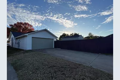 3129 Pinewood Drive, Garland, TX 75044 - Photo 8