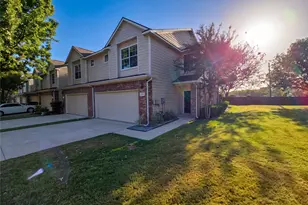 8621 Brunswick Dr, Plano, TX 75024 - Photo 2