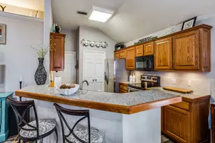 136 Alyssa Ct, Weatherford, TX 76085 - Photo 8