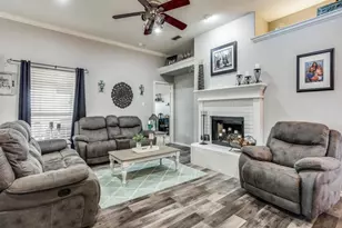 136 Alyssa Ct, Weatherford, TX 76085 - Photo 4
