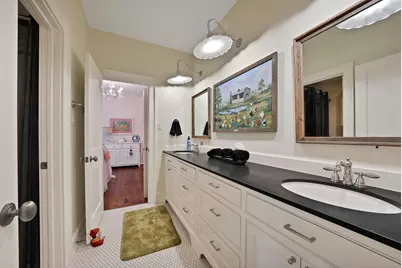 860 N Bailey Avenue, Fort Worth, TX 76107 - Photo 22