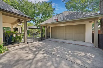 860 N Bailey Avenue, Fort Worth, TX 76107 - Photo 34