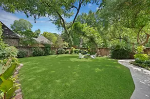 860 N Bailey Ave, Fort Worth, TX 76107 - Photo 38