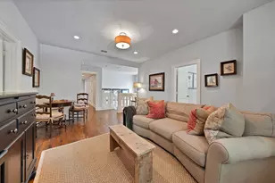 860 N Bailey Ave, Fort Worth, TX 76107 - Photo 20