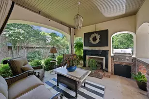860 N Bailey Ave, Fort Worth, TX 76107 - Photo 36