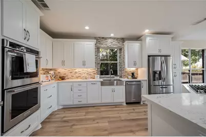 2710 Cobblestone Drive, Grapevine, TX 76051 - Photo 8