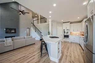 2710 Cobblestone Dr, Grapevine, TX 76051 - Photo 10