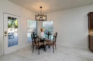 2221 Hidden Woods Ct, Arlington, TX 76006 - Photo 12